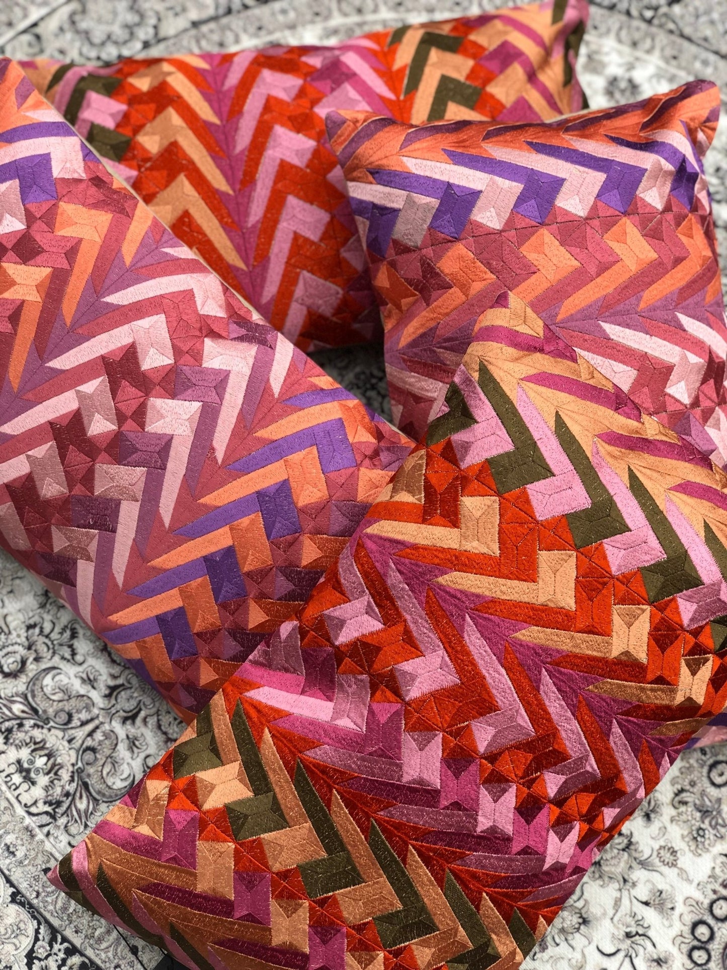 Kussen pink / yellow | 30 x 50cm Woonunique
